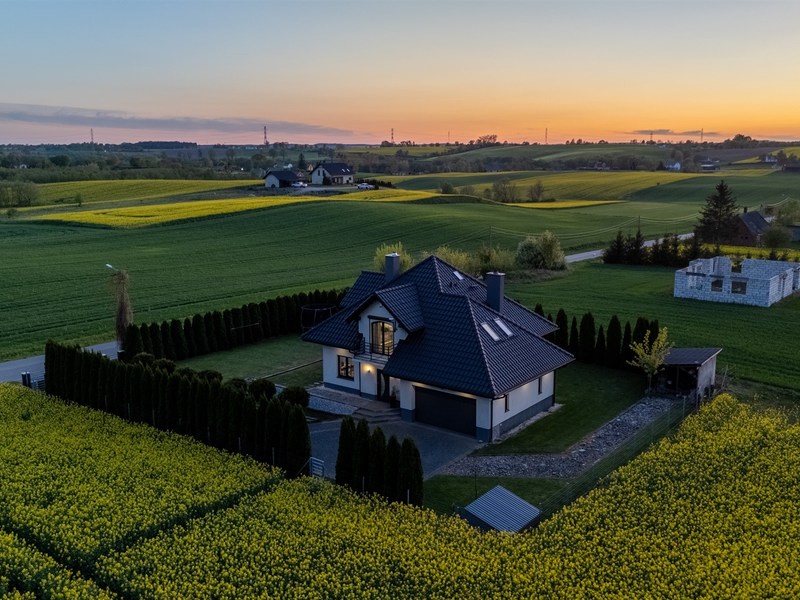 Framed dji 20250430203350 0710 d hdr