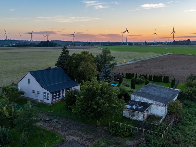 Framed dji 20250921183533 0967 d hdr